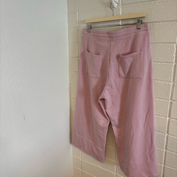 NWT Quince SuperSoft Fleece Cropped Wide Leg Pants - Picture 4 of 5